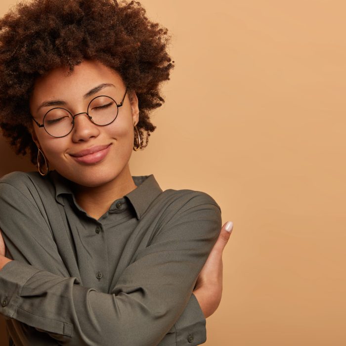 Autoestima em reconstrução: o papel da terapia no amor-próprio Psicóloga Jéssica Barbosa - Psicóloga em Uberlândia